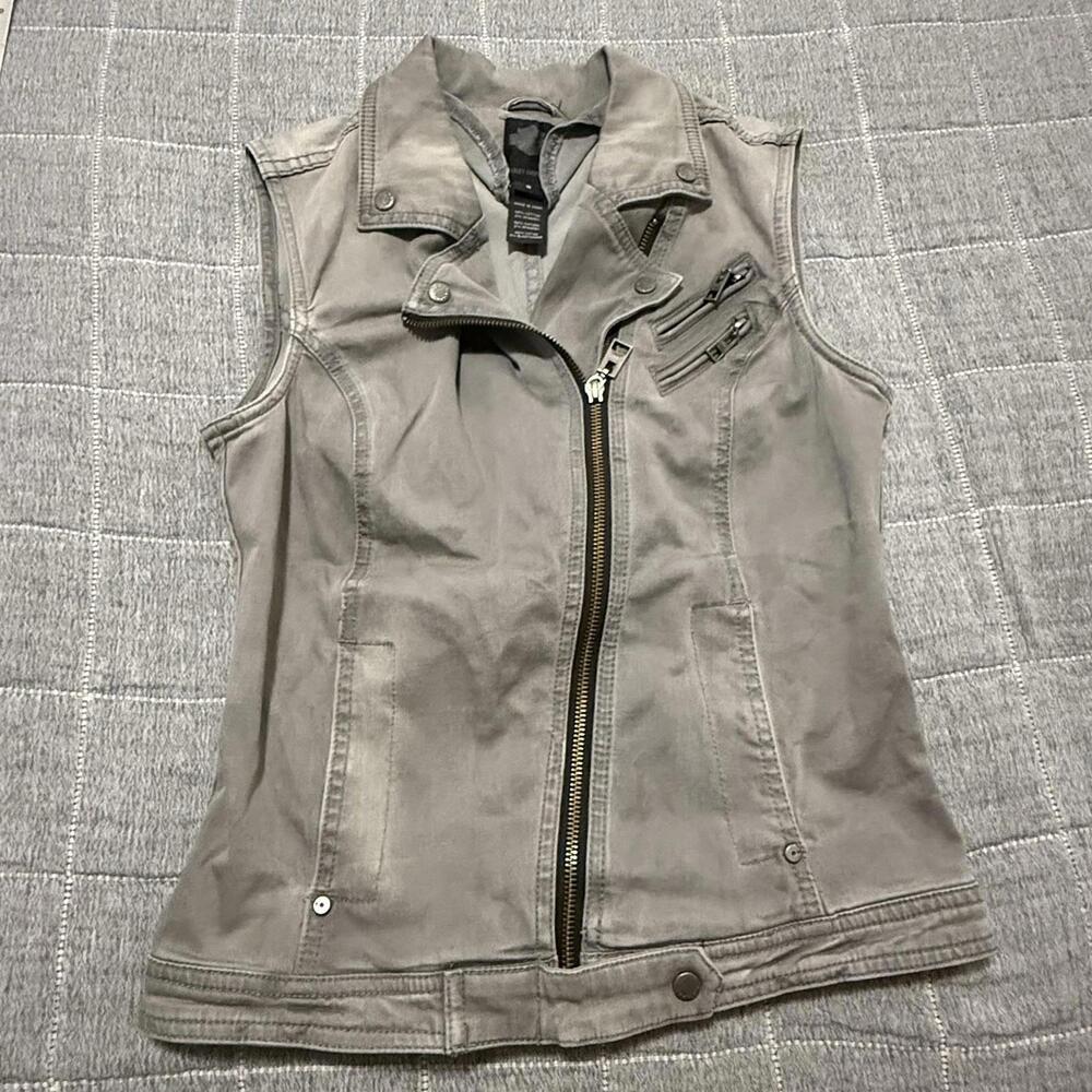 Harley Davidson Woman’s Size Small Vest Gray